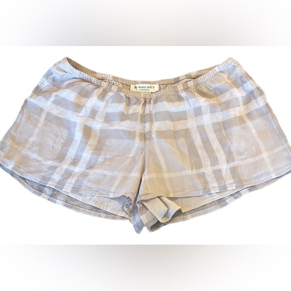 Burberry Pants - Burberry Women's 100% Silk Check Shorts - Size Small